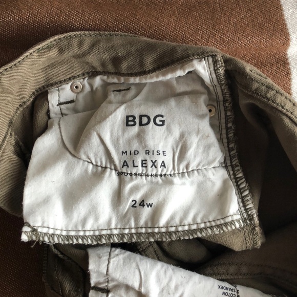 BDG olive green denim short - Picture 9 of 9